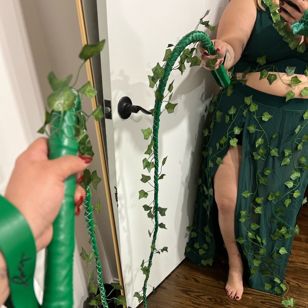 Poison ivy halloween costume plus with accessories - Picture 2 of 6